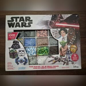 NEW Perler Star Wars Deluxe Box Fused Bead Kit 4500 Beads 14 Patterns